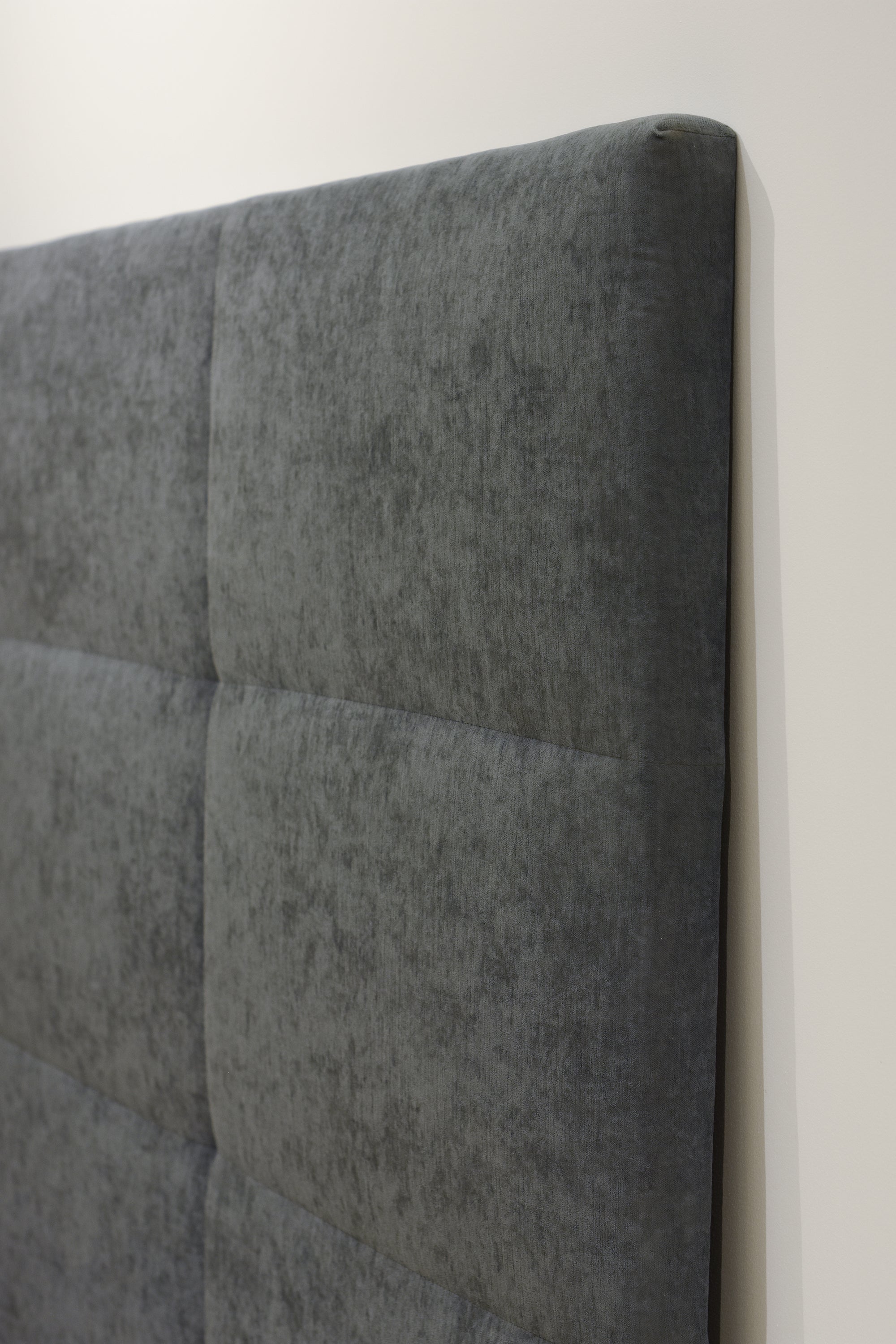 DEMO - Huvudgavel Wall 210cm