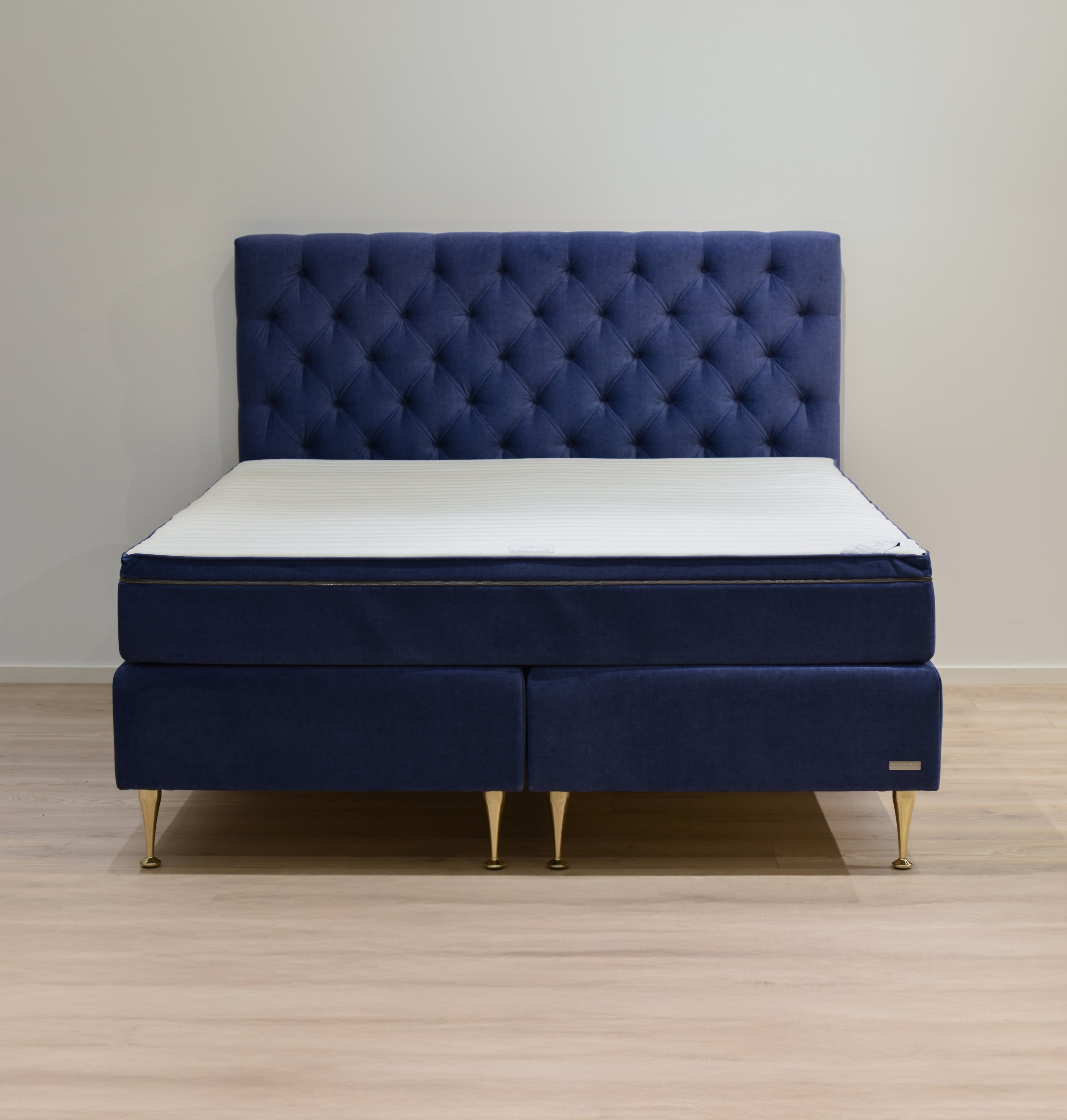 DEMO Kontinentalsäng AYA 02