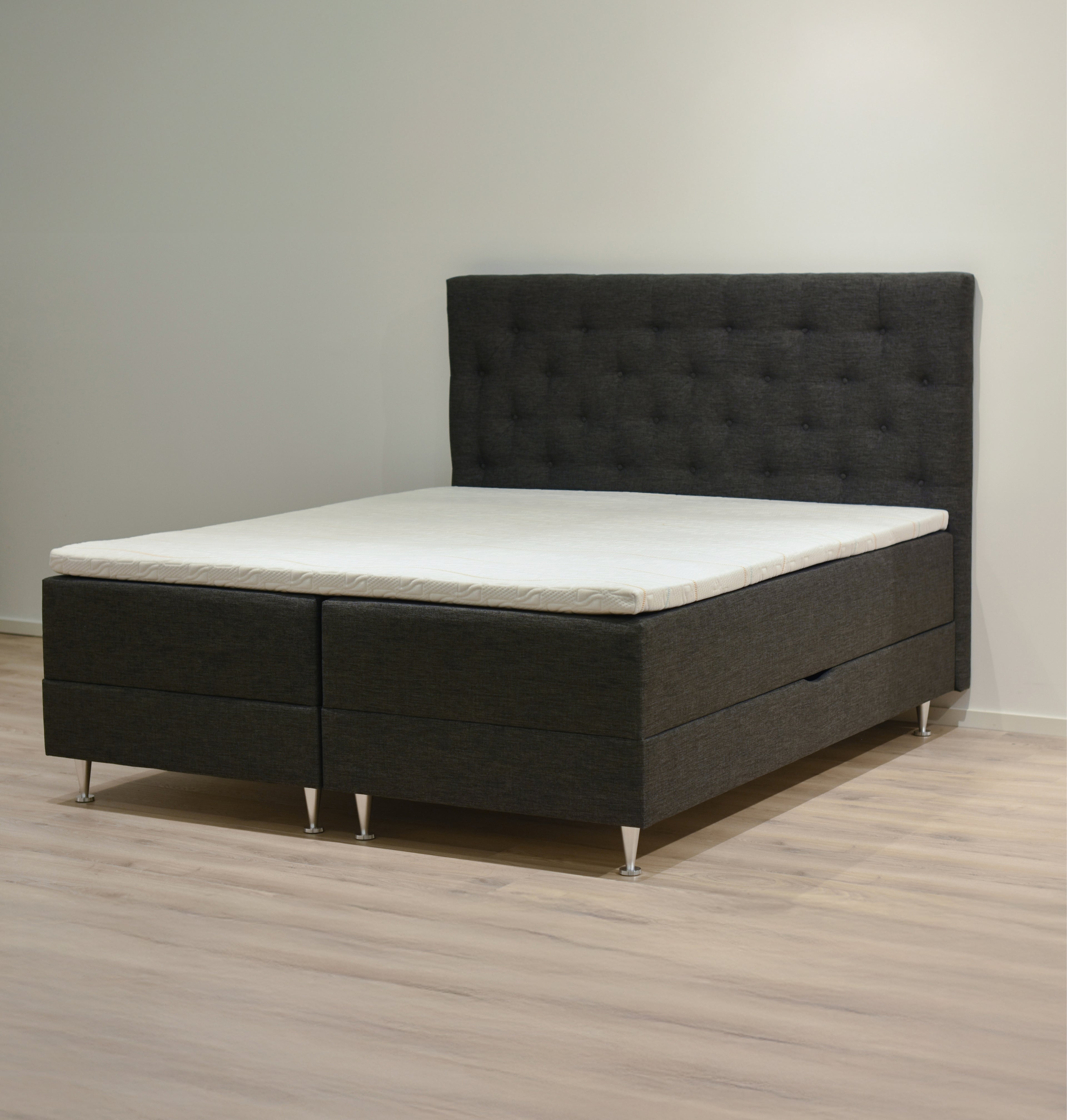 DEMO Turin Förvaringssäng