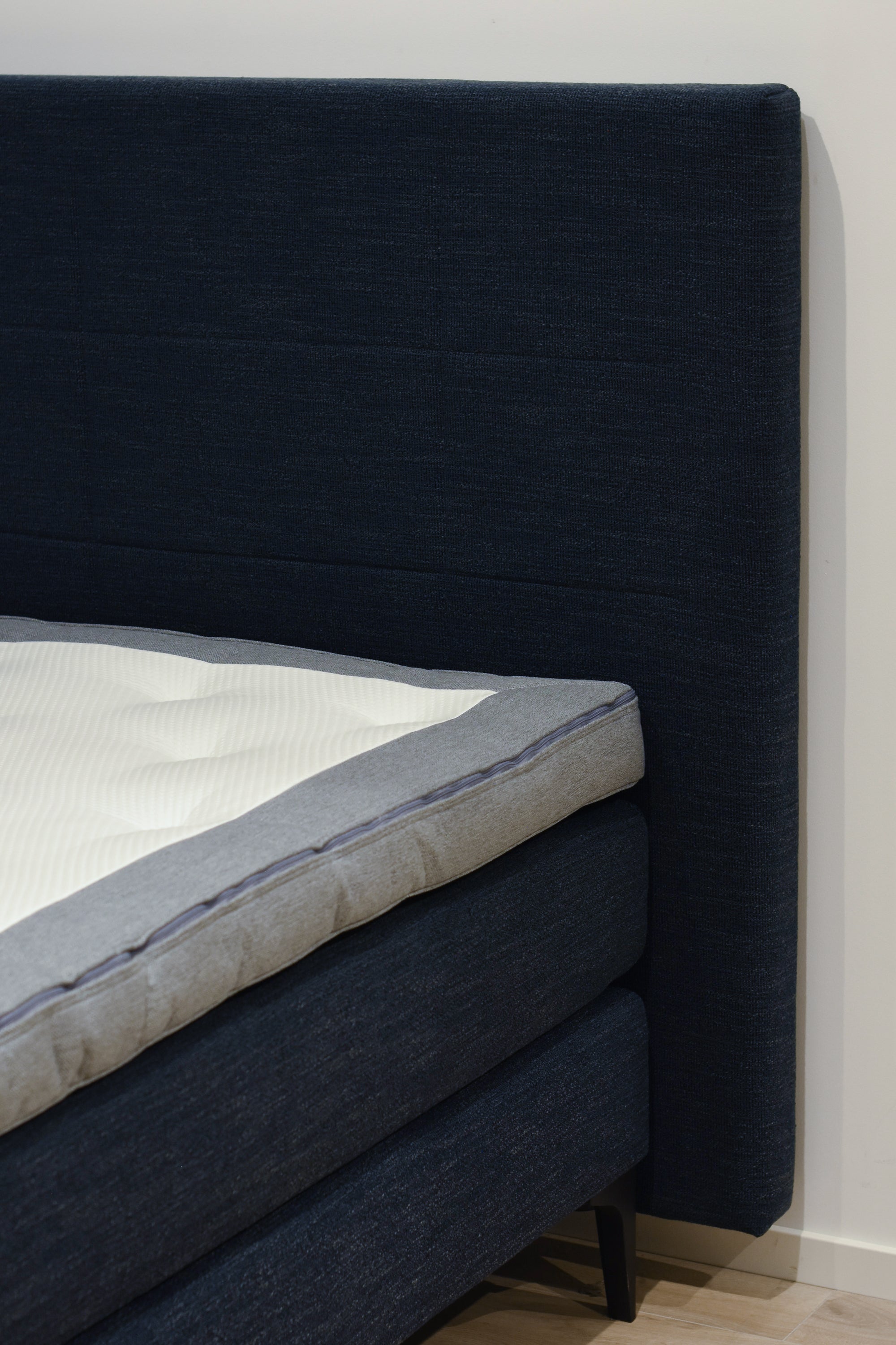 DEMO - Kontinentalsäng Mline