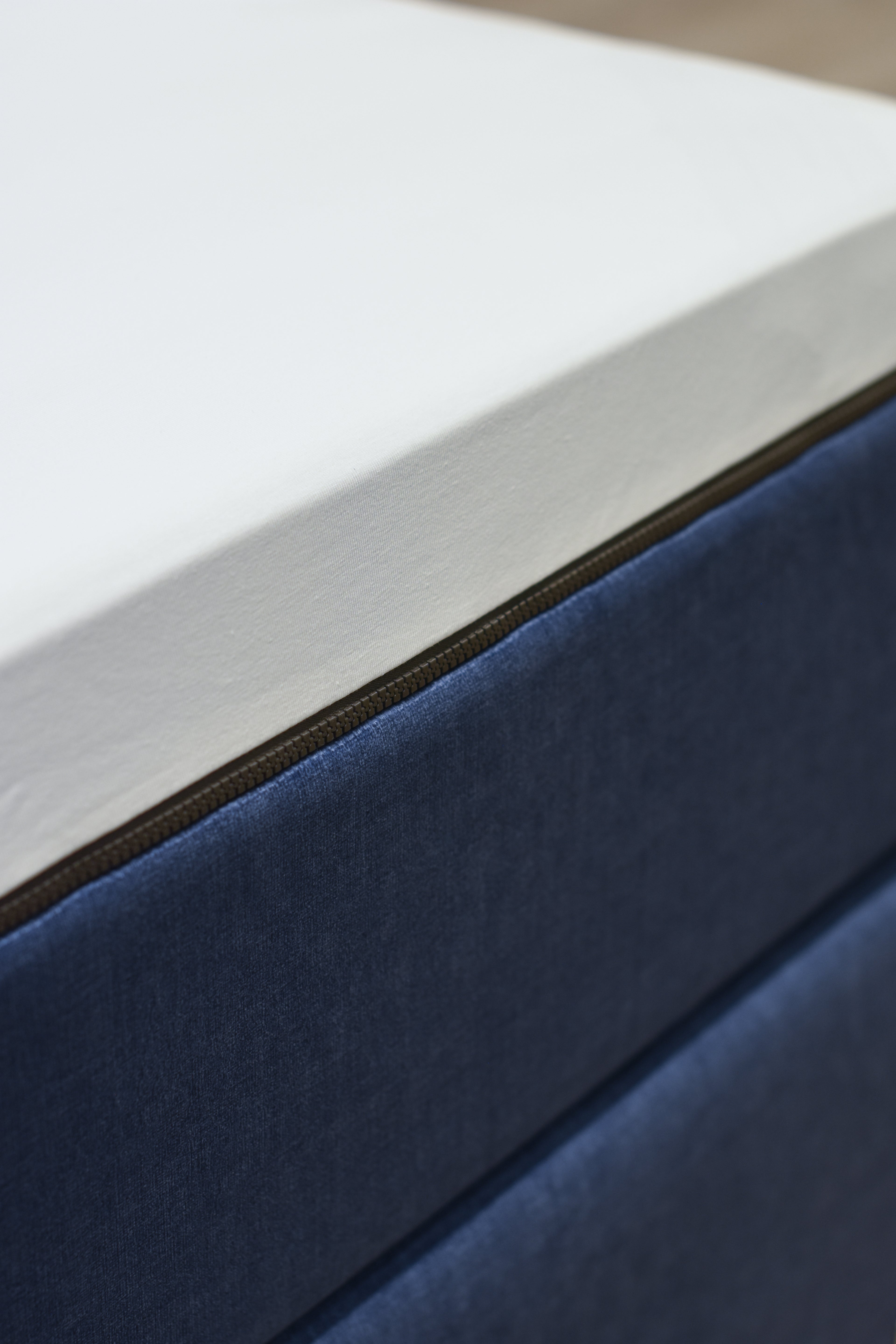 DEMO Kontinentalsäng AYA 02