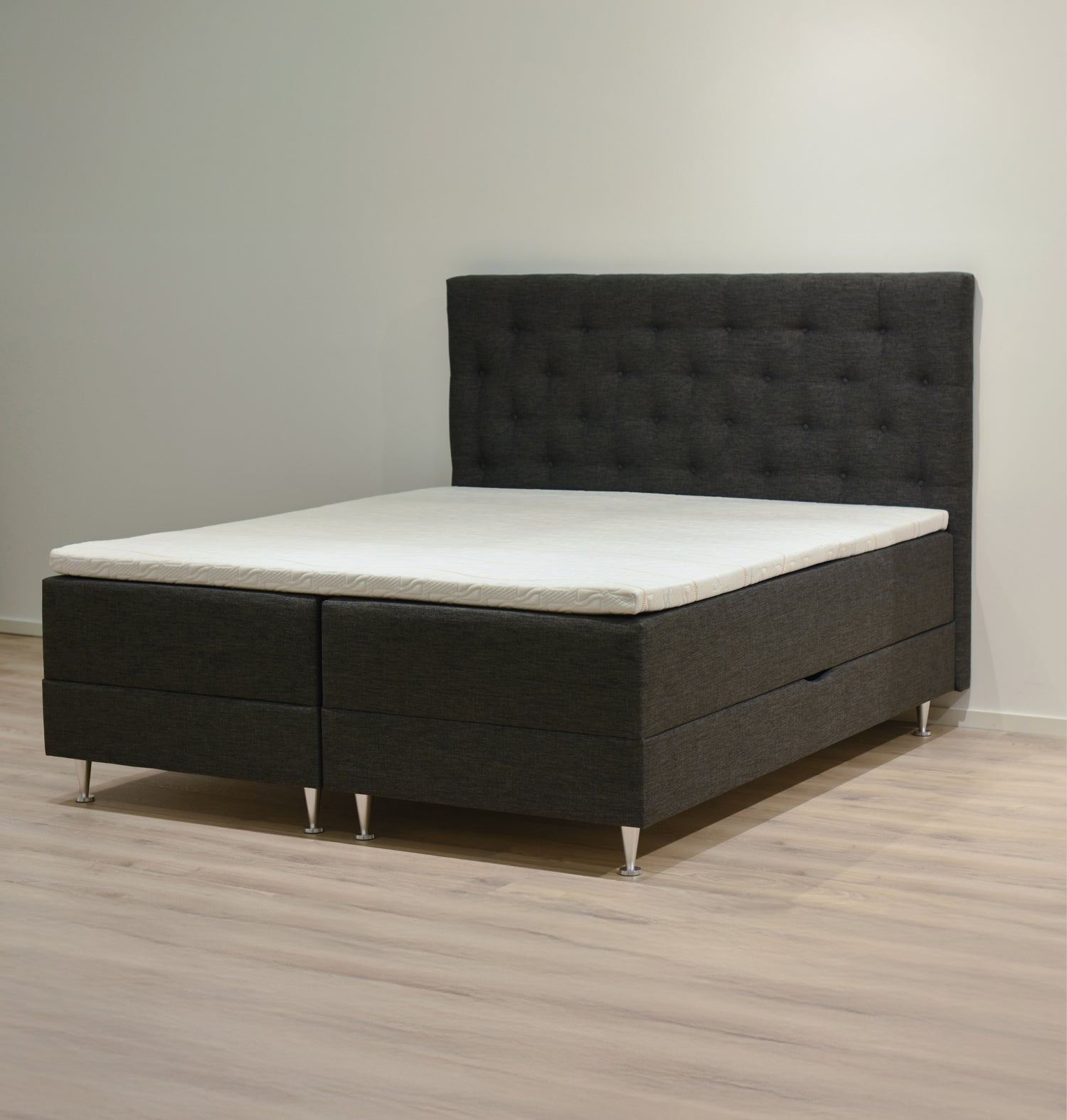 DEMO Turin Förvaringssäng