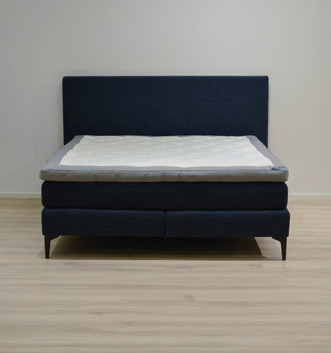 DEMO - Kontinentalsäng Mline