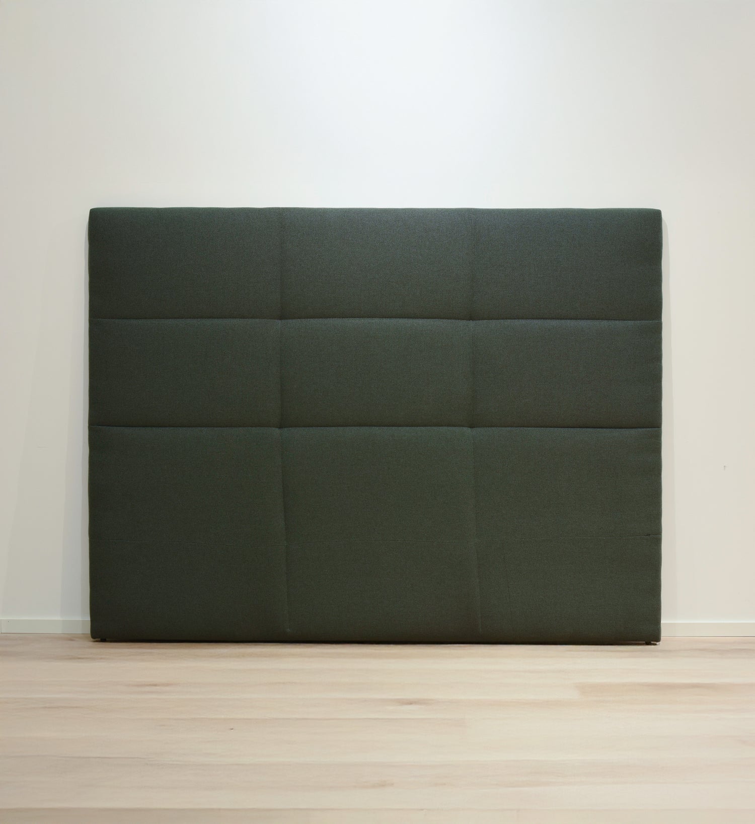 DEMO - Huvudgavel Wall 210cm