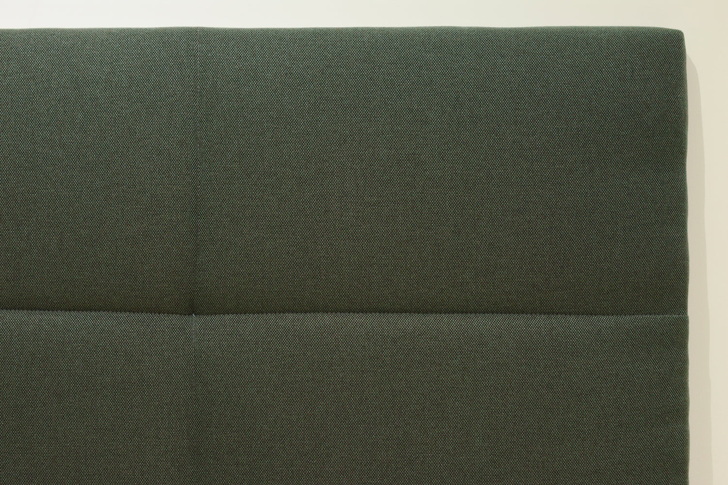 DEMO - Huvudgavel Wall 210cm