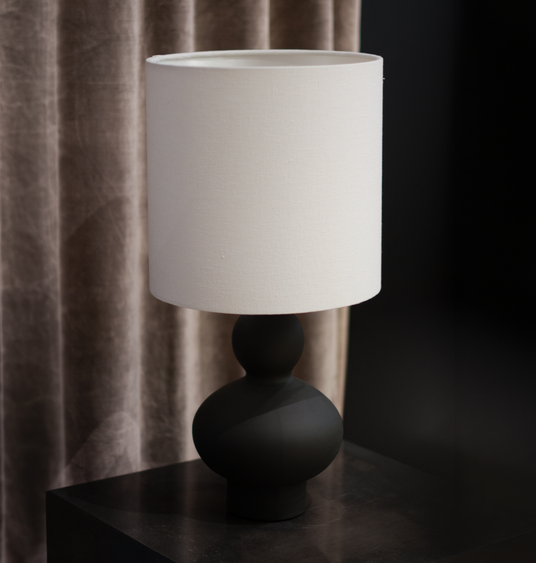 Lampa Clay Curve Vit Linne