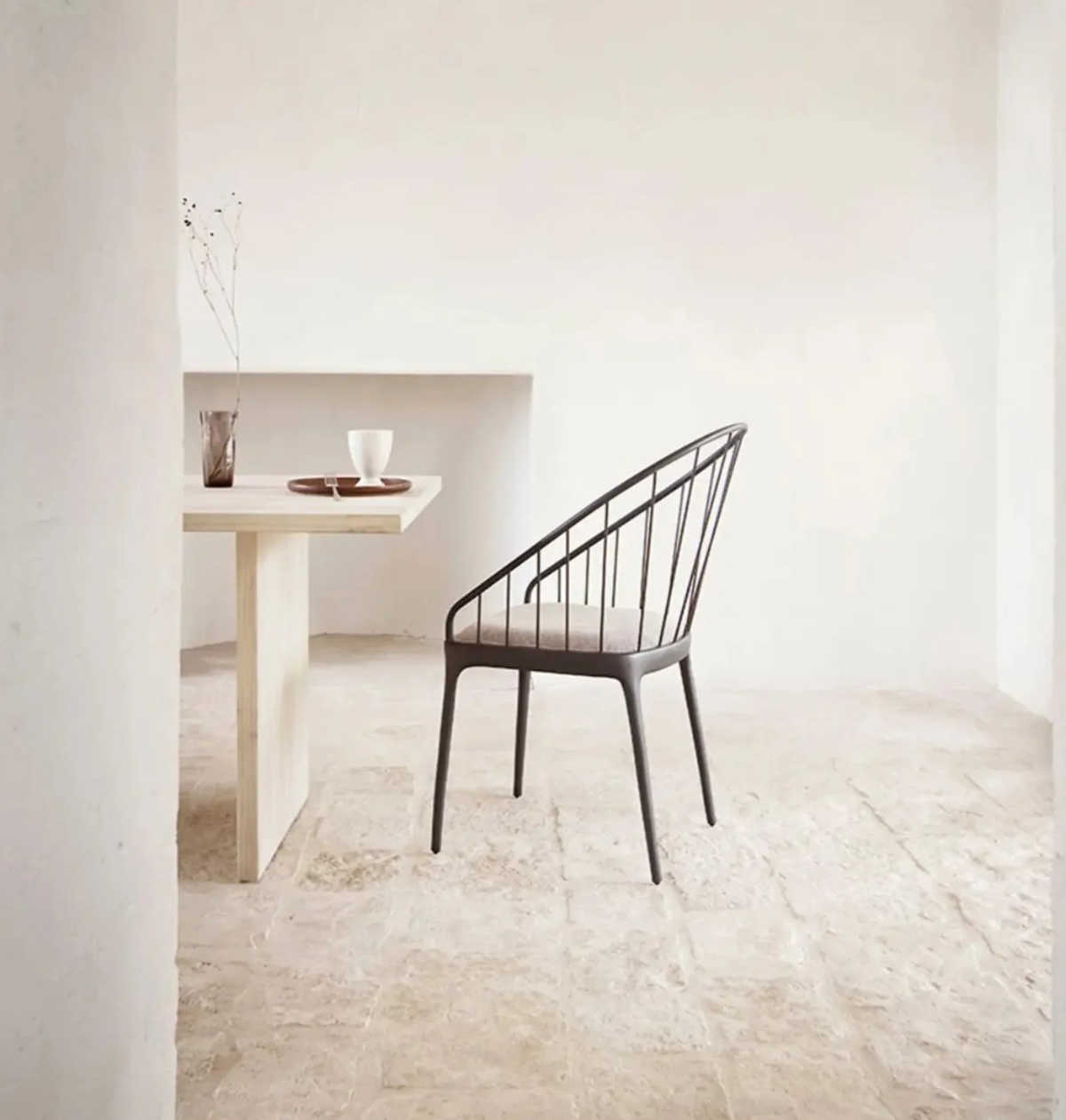 Stol Feel Iron Chair
